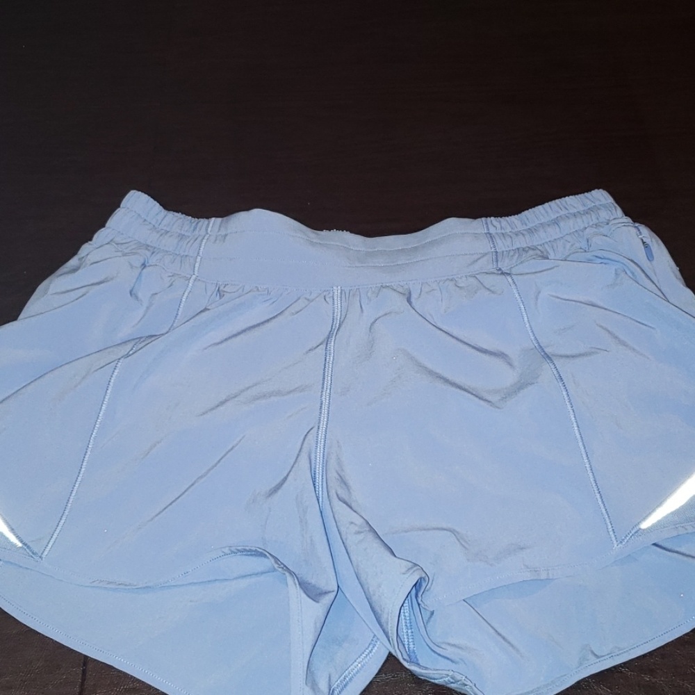 Lululemon Hotty Hot Short 4" NWT